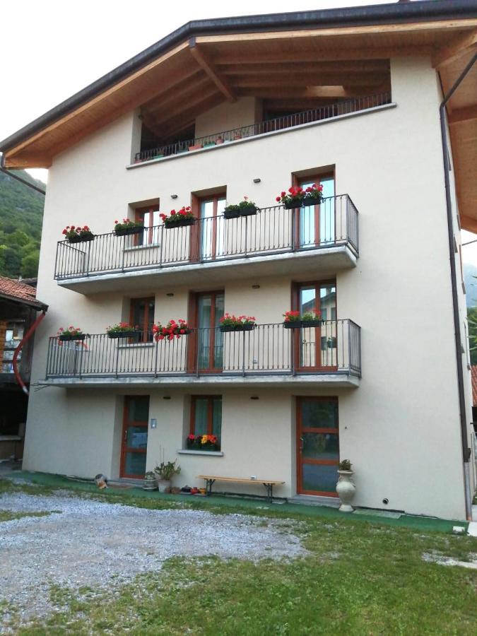 B&B Le Aquane Ono San Pietro Luaran gambar